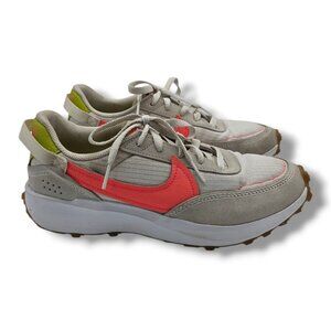 Nike Waffle Debut Sneakers Womens 8 White Hot Punch FJ4572-100